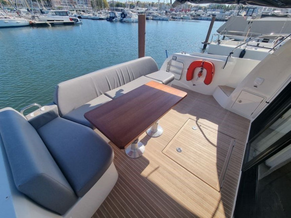 Катер Prestige 420 S