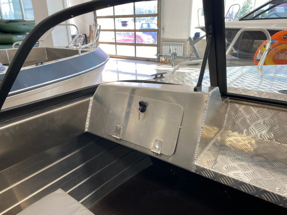 Моторная лодка, Тактика 490 DC с Marine Rocket MR60FFEL-T