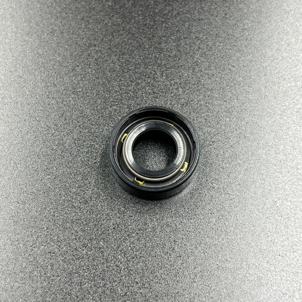 Сальник Tohatsu (332-60223-0) (14x26x9.5) (RT)