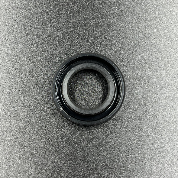 Сальник Suzuki (09289-20009; 93101-20M07; 09289-20L01) (20x34x6.5) (Omax)