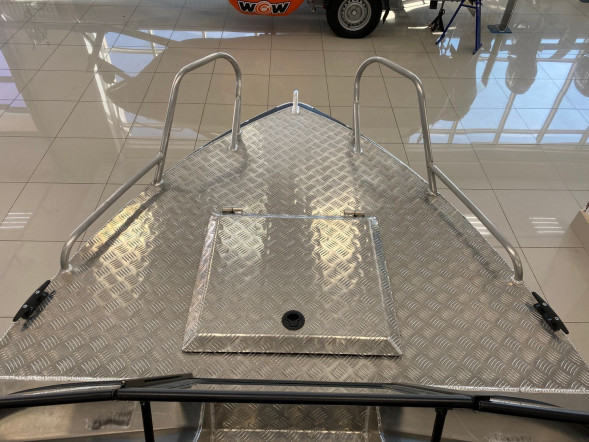 Моторная лодка, Тактика 490 DC с Marine Rocket MREF60FVEL-T