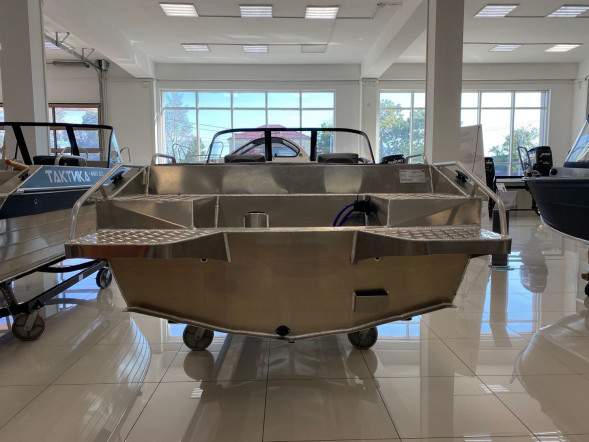 Моторная лодка, Тактика 490 DC с Marine Rocket MREF40FEL-T