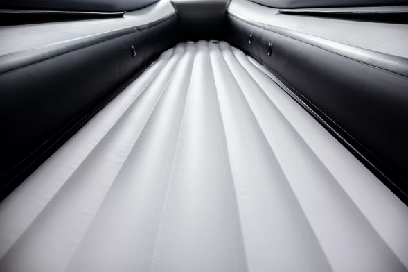 Надувная лодка ПВХ, RiverBoats RB 370 НДНД, ф/б, черно-серый