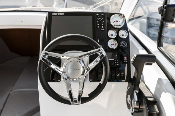 Катер HAMMERTONE 25 HT с мотором Suzuki DF200TX