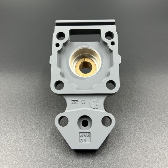 Основание помпы охлаждения Yamaha F9.9-20 (Yamaha)