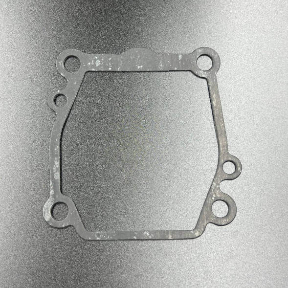 Прокладка под пластину помпы охлаждения Suzuki DT90-100, DF 60-140, DF40-60(A), DF100-140(A) (Omax)