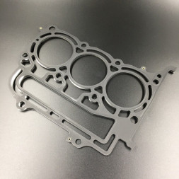 Прокладка под головку Suzuki DF40-50 (Suzuki)