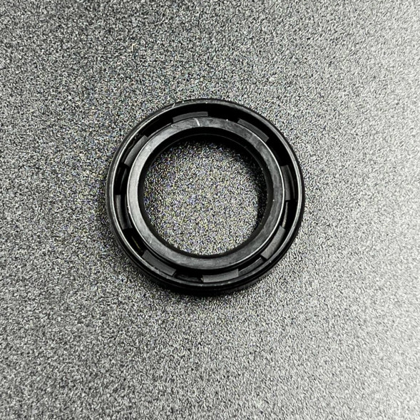 Уплотнение штока гидроподъемника Honda BF75-225(PREMARINE)