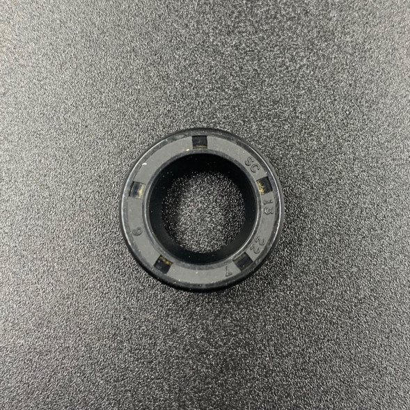 Сальник Yamaha (93101-13M12) (13x22x7) (Omax)