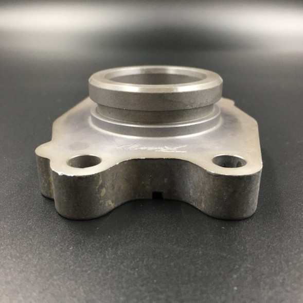 Основание помпы охлаждения Yamaha 40Q, 40J (Omax)