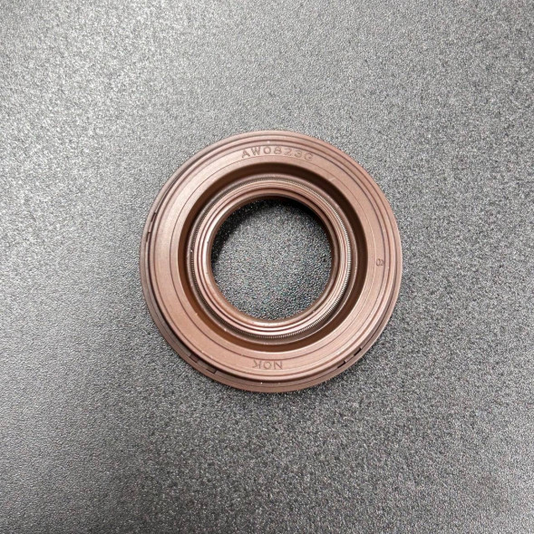 Сальник Yamaha F40-F70 (93103-18011) (16.7x32.2/35.3x8.8) (Yamaha)