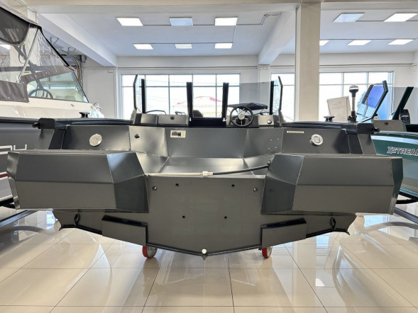 Моторная лодка, Xstream 470, графит