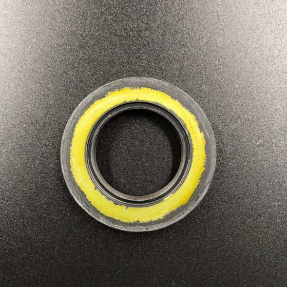 Сальник Yamaha (93102-25M11) (25x42x6) (Yamaha)