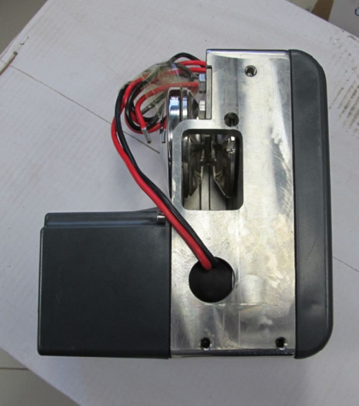 Лебедка якорная Italwinch IKI 500Вт, 12 В, цепь 6мм, уценена