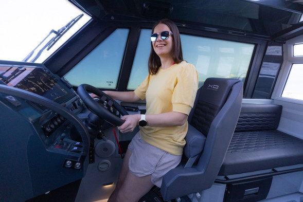 Катер XO DFNDR 8