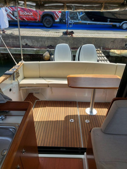 Катер BENETEAU ANTARES 8.80 с Suzuki 2хDF300APX