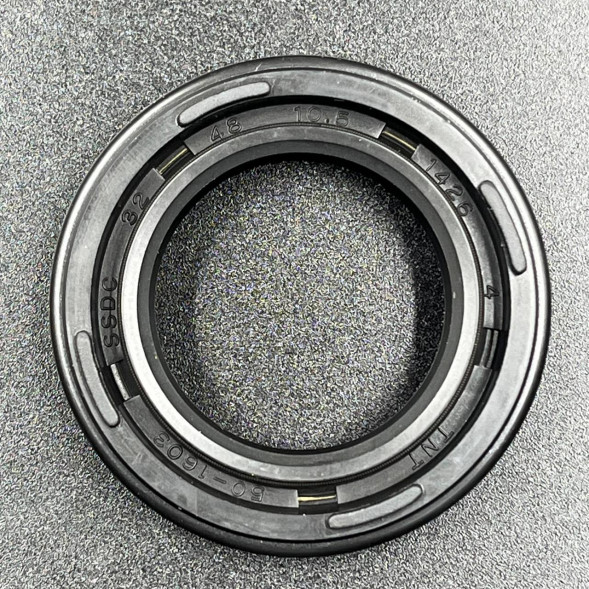 Сальник коленвала со стороны магнето  Yamaha VK540(KINETIX)