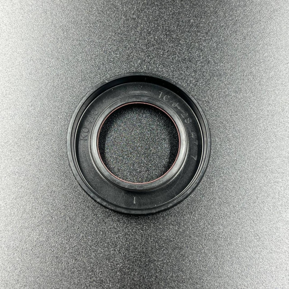 Сальник Yamaha (93102-28135; 93101-28M19) (28x47x7) (Omax)