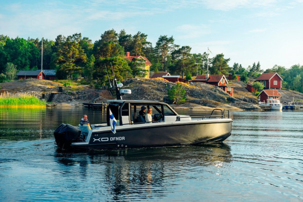 Катер XO DFNDR 9