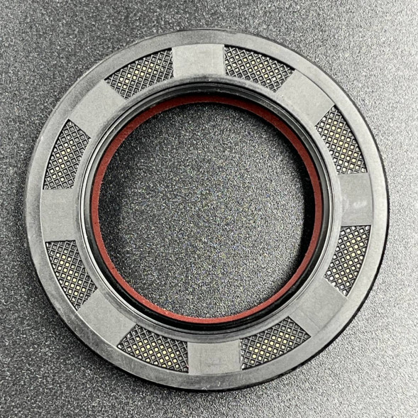 Сальник верх коленвала Suzuki DT40 (09283-35043;09283-35L01) (35x55x7) (Omax)