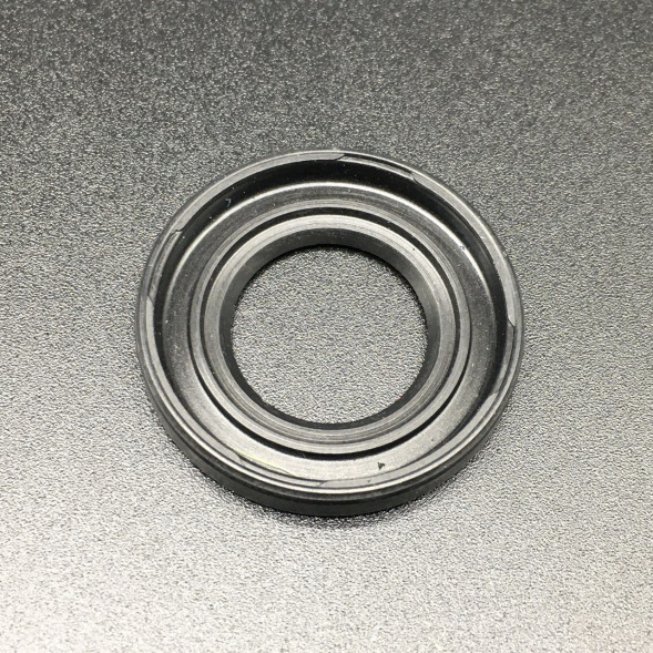 Сальник Yamaha (93106-18M01) (18x32x5) (Osaka)