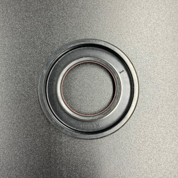 Сальник коленвала Yamaha 40Q (93102-28M08) (28x49x7) (Omax)