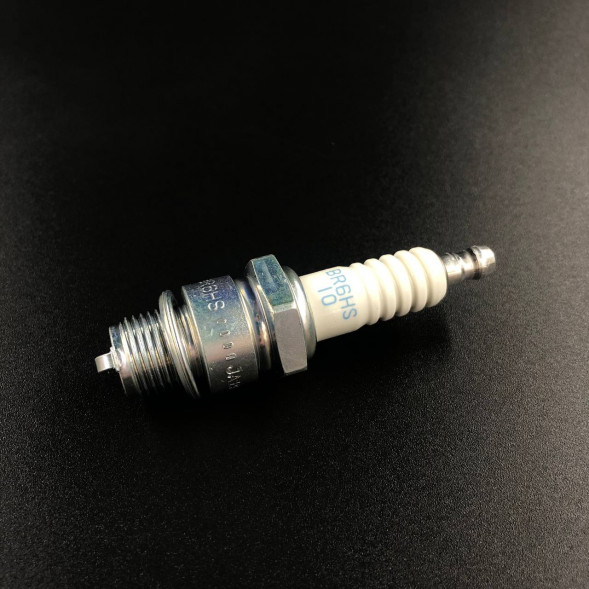 Свеча зажигания 1090 BR6HS-10 (NGK)