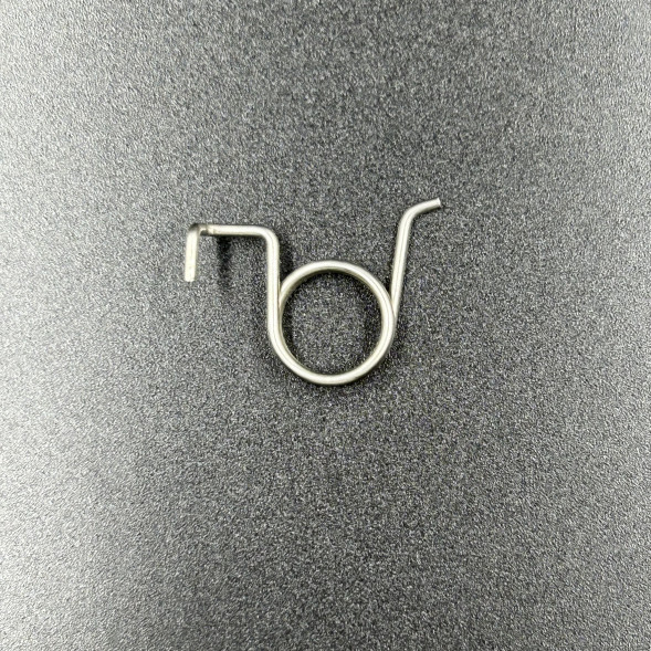 Пружина блокировки подьема мотора Tohatsu (левая) (WUHU)