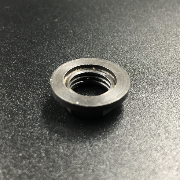 Гайка крепления пиньона Yamaha 20-30, F20-25 (Omax)