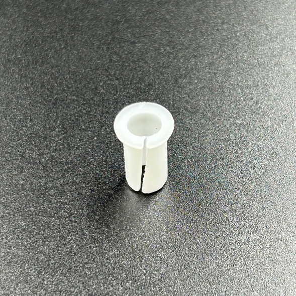 Втулка струбцины Yamaha 9.9-15, F9.9-15 (PREMARINE)