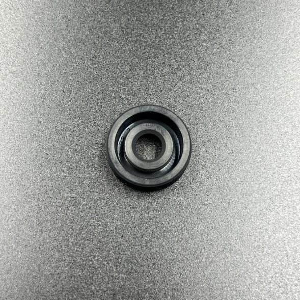 Сальник Suzuki (09282-08005) (8x22x7) (Omax)