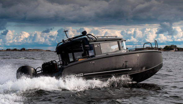 Катер XO EXPLR 10S+