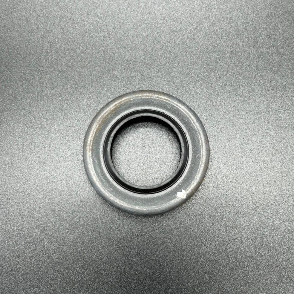 Манжета резинометаллическая SEAL (Quicksilver)