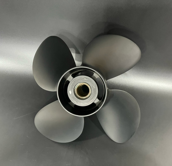Гребной винт Yamaha 60-140, F70-F130 (4x13-1/4x13) (Solas)