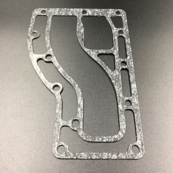 Прокладка выхлопного коллектора Suzuki DT20-30 (Omax)