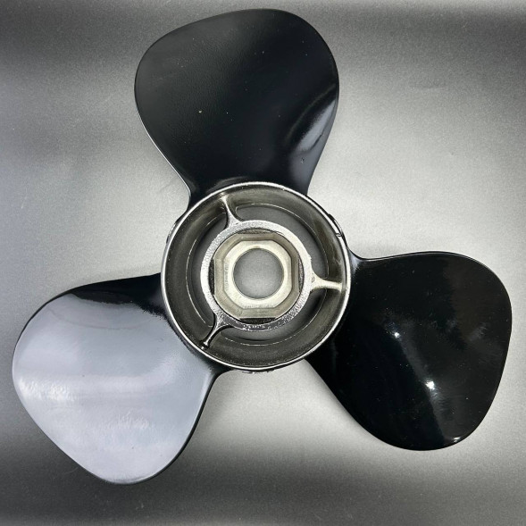 Гребной винт Mercury Black Max (15-1/2х18R)