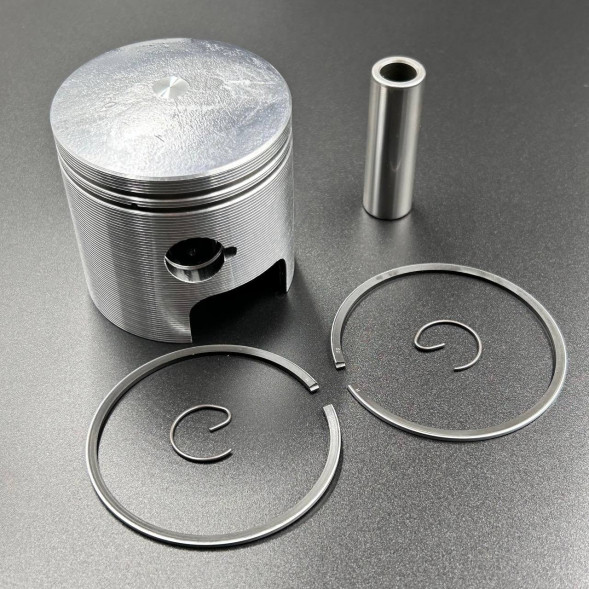 Поршневой комплект Suzuki DT25-30 (0.50mm) (12110-96353-0.50) (POLY-MOTO)