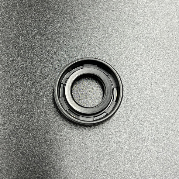 Сальник Yamaha (93101-15074) (15x28x6) (Sinera)