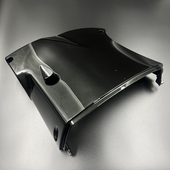 Боковая крышка правая Suzuki DF150-DF200 (L) (61131-96J03-0EP) (Suzuki)