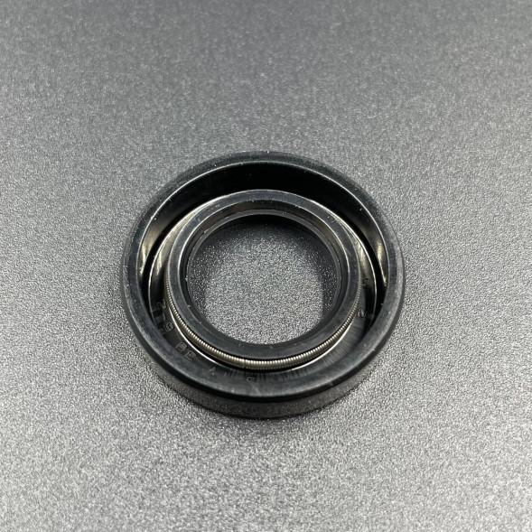 Сальник Suzuki (09289-17L02) (17x30x6) (Suzuki)