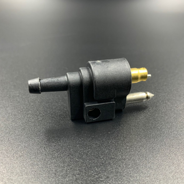 Топливный коннектор Yamaha 4-90; F4-F60 (Япония)
