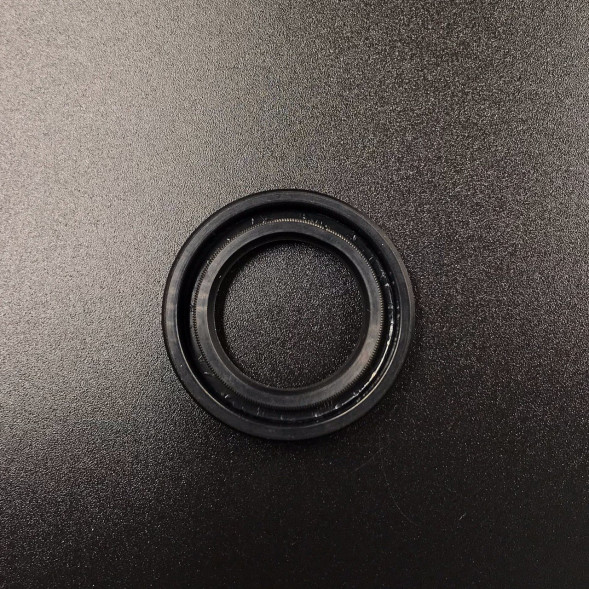 Сальник Suzuki (09282-20008) (20x32x5) (Suzuki)