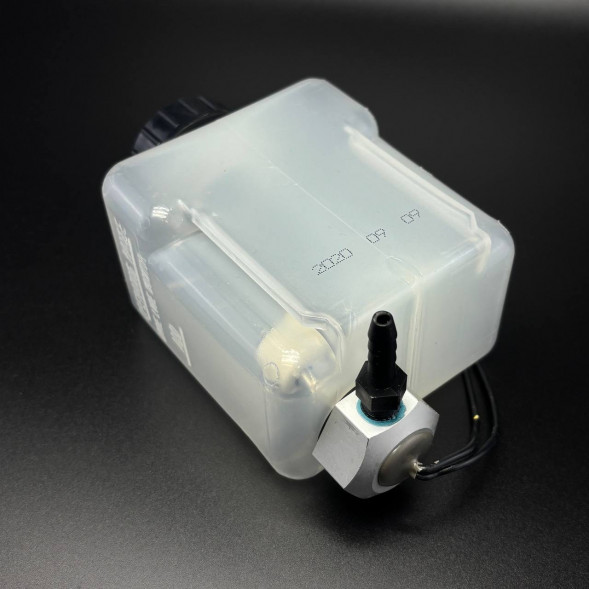 Маслобак пластиковый Mercruiser 8M0075710 (Quicksilver)