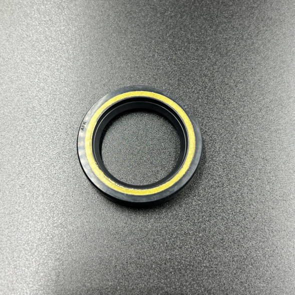 Сальник гребного вала Yamaha F225F-F300D (93101-30004) (30x42x7) (KACAWA)