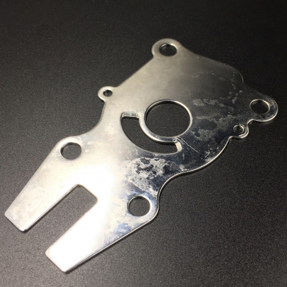 Пластина помпы охлаждения Yamaha 40-50, F30-60 (Osaka)