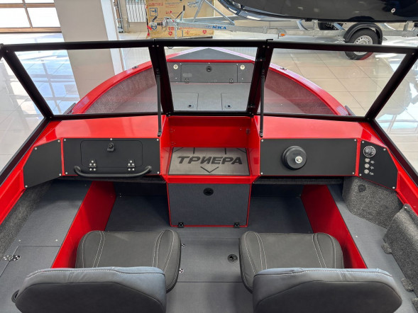 Моторная лодка, ТРИЕРА 490 FISH, красный с Suzuki DF90ATL
