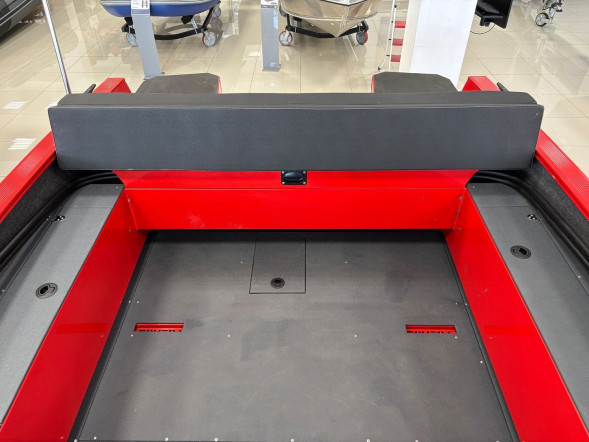 Моторная лодка, ТРИЕРА 490 FISH, красный с Suzuki DF90ATL