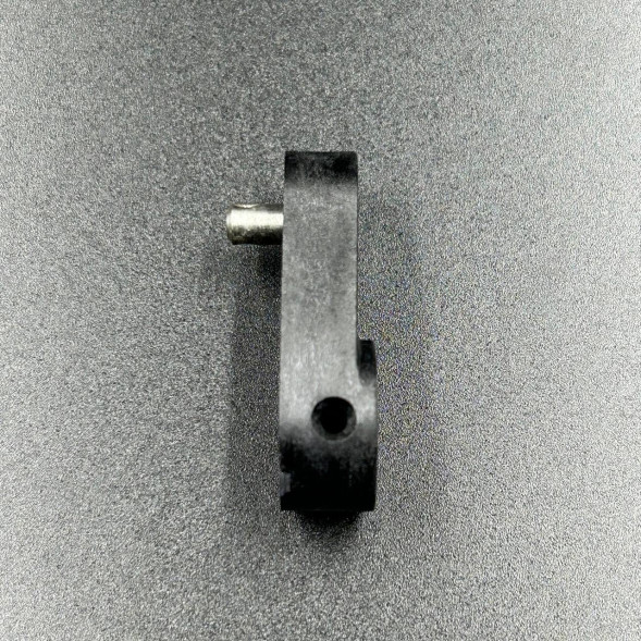 Рычаг оси включения хода Yamaha F9.9-40 (Yamaha)