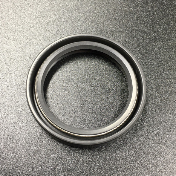 Сальник Yamaha (93102-32M07; 93102-32136) (32x42x6) (Yamaha)