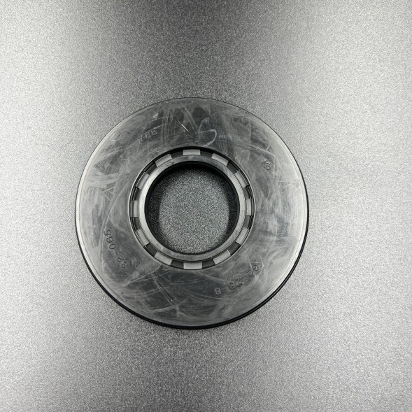 Сальник коленвала снегохода Yamaha 480/500 (Sinera)